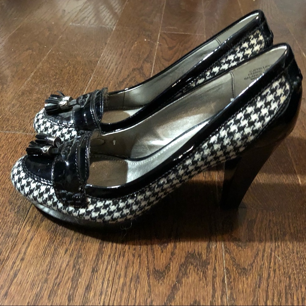 Circa Joan & David Luxe size 6